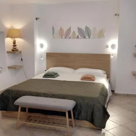 Ilias House * 斯基亚索斯镇