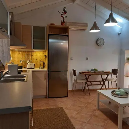 Ilias House 度假居 斯基亚索斯镇